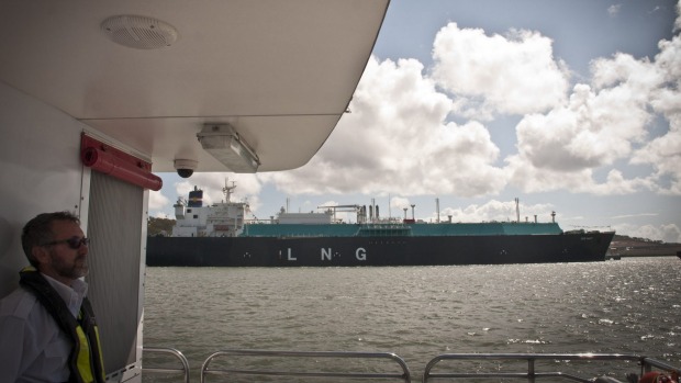Toil ahead for oil, but expect double trouble for LNG